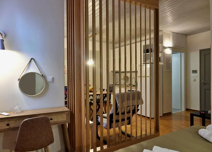 아파트 Helianthi 하니아